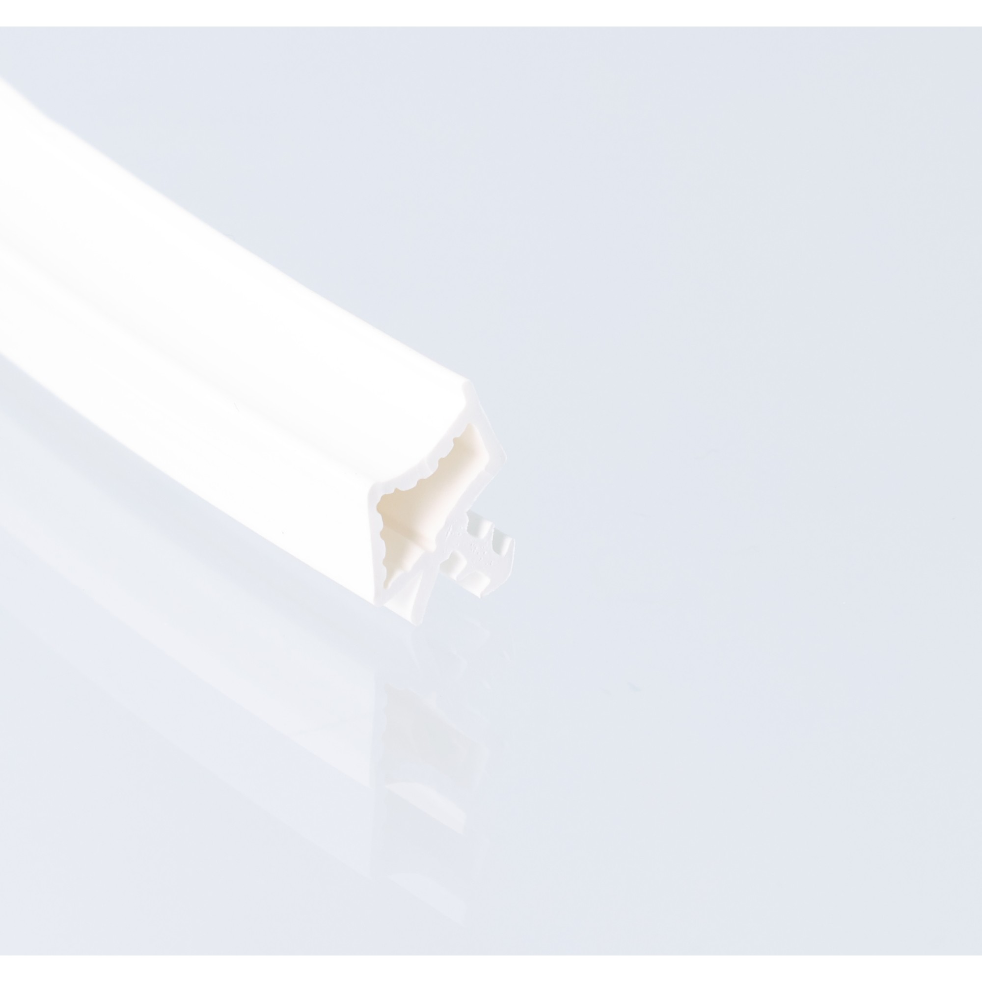 Uszczelka biała do drzwi drewnianych, do ościeżnicy, 09-667-01 - obrazek 3