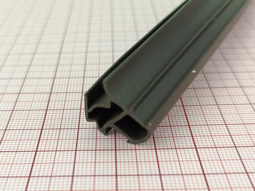 Uszczelka brązowa do drzwi ościeżnic stalowych, 09-674 - obrazek 4