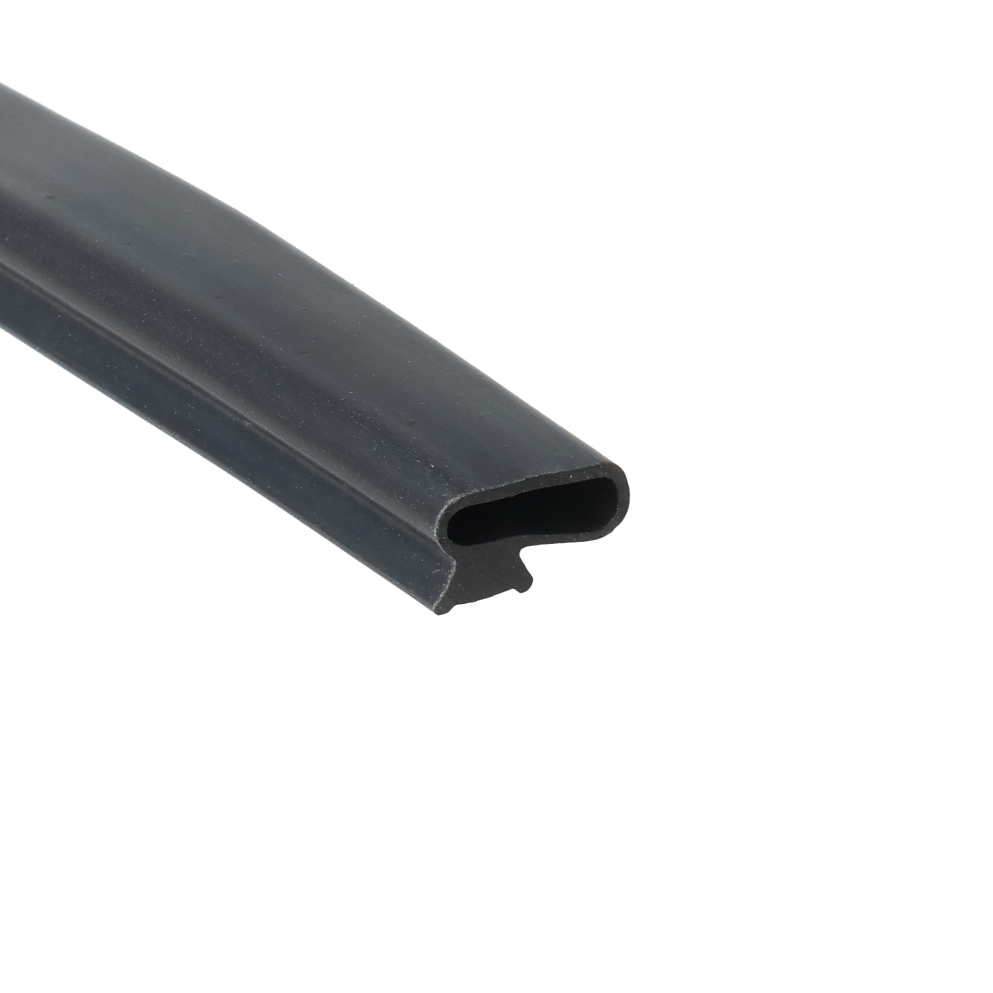 uszczelka-burty-samochodowej-lita-guma-7-x-6-x-15mm-czarna-029002-2 - Centrum uszczelek Close-up of a black metal tubular component with a square hollow end, angled across the frame.