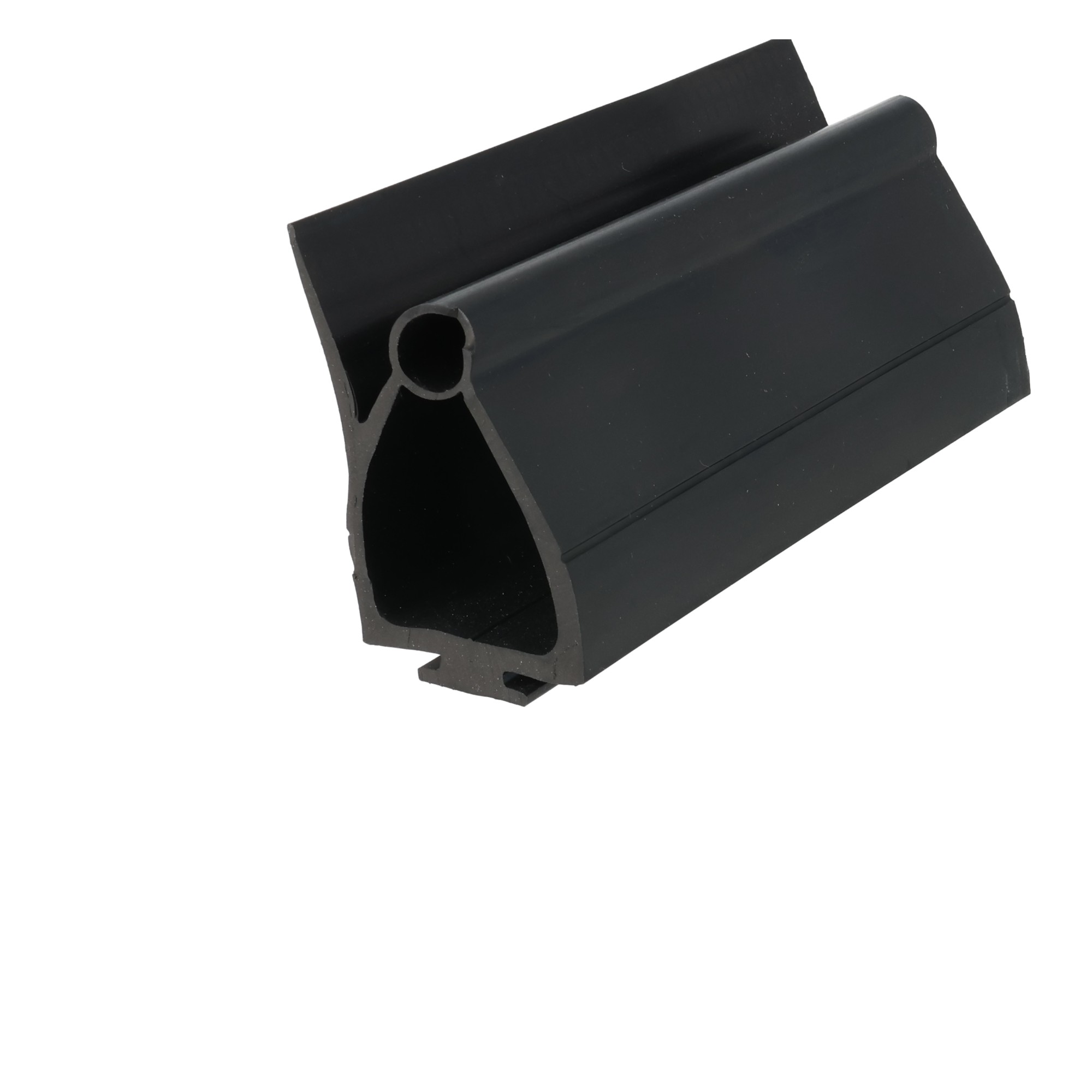 uszczelka-dolna-bramy-garazowej-z-komora-gumowa-38-x-51mm-czarna-57-117-3 - Centrum uszczelek Black plastic U-channel extrusion with a hollow internal cavity, shown at an angle.