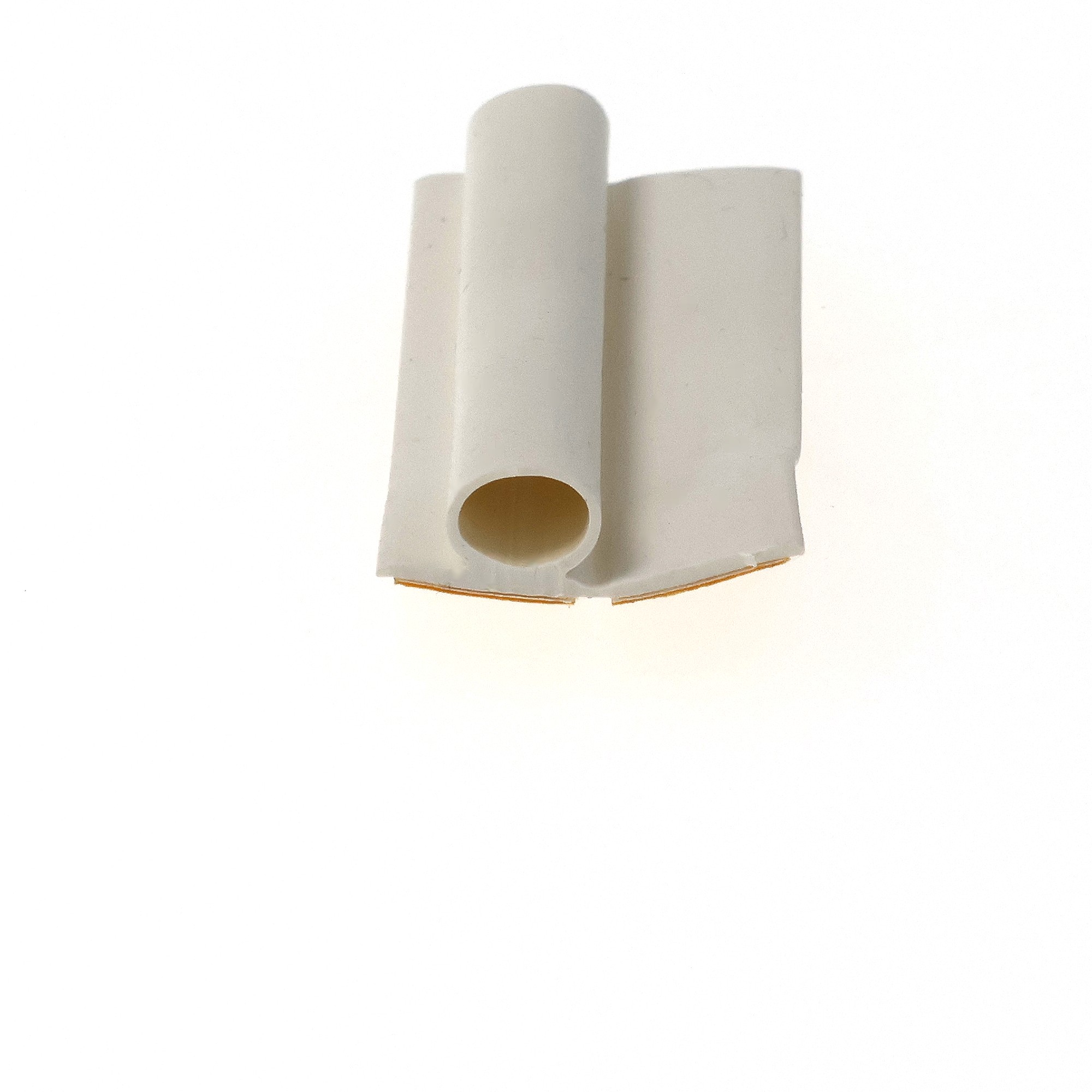 uszczelka-samoprzylepna-do-okien-i-drzwi-6-x-95-x-19mm-biala-09-910-3 - Centrum uszczelek Abstract white sculpture: several vertical tubes of different heights with a rounded top, resting on a curved base against a white background.