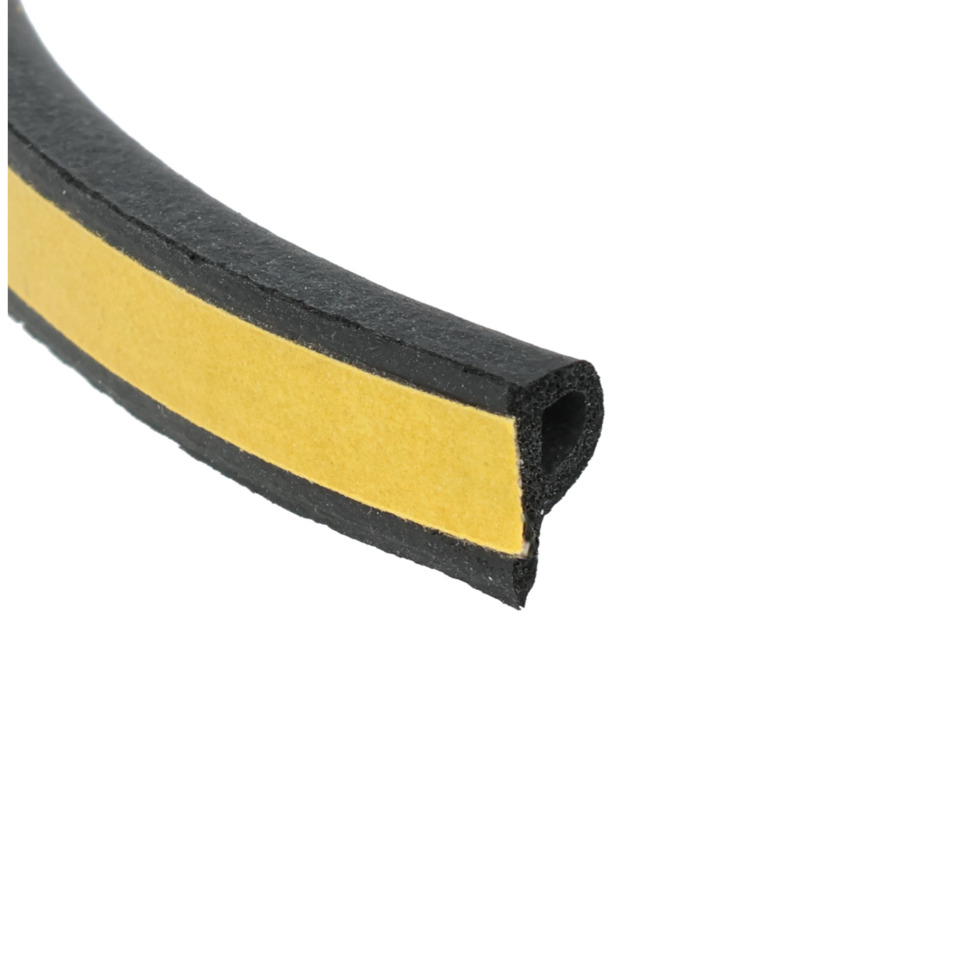uszczelka-samoprzylepna-okna-i-drzwi-pianka-typ-p-55-x-95mm-czarna-04-501-02-4 - Centrum uszczelek