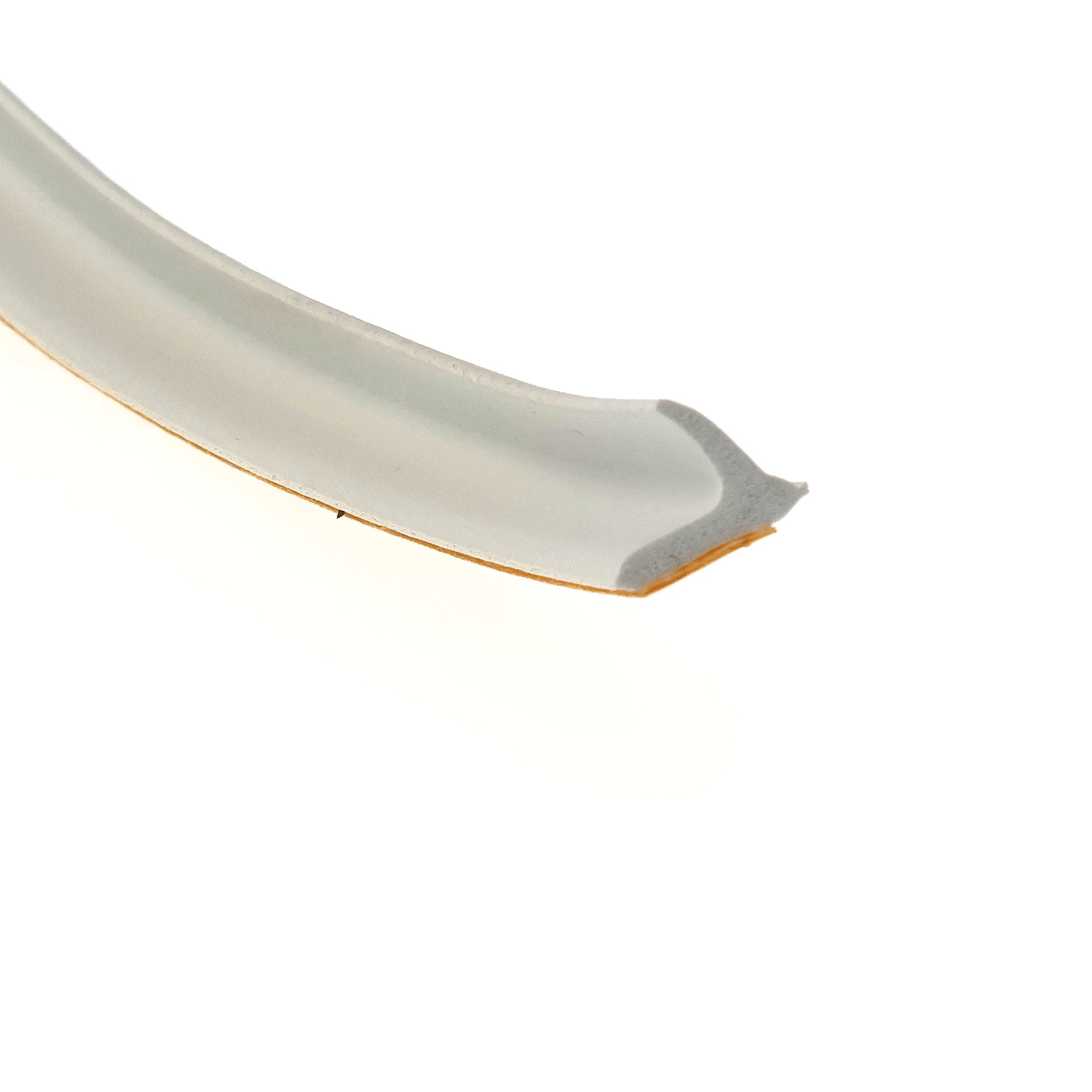 uszczelka-samoprzylepna-do-drzwi-i-okna-7-x-9mm-biala-04-514-3 - Centrum uszczelek