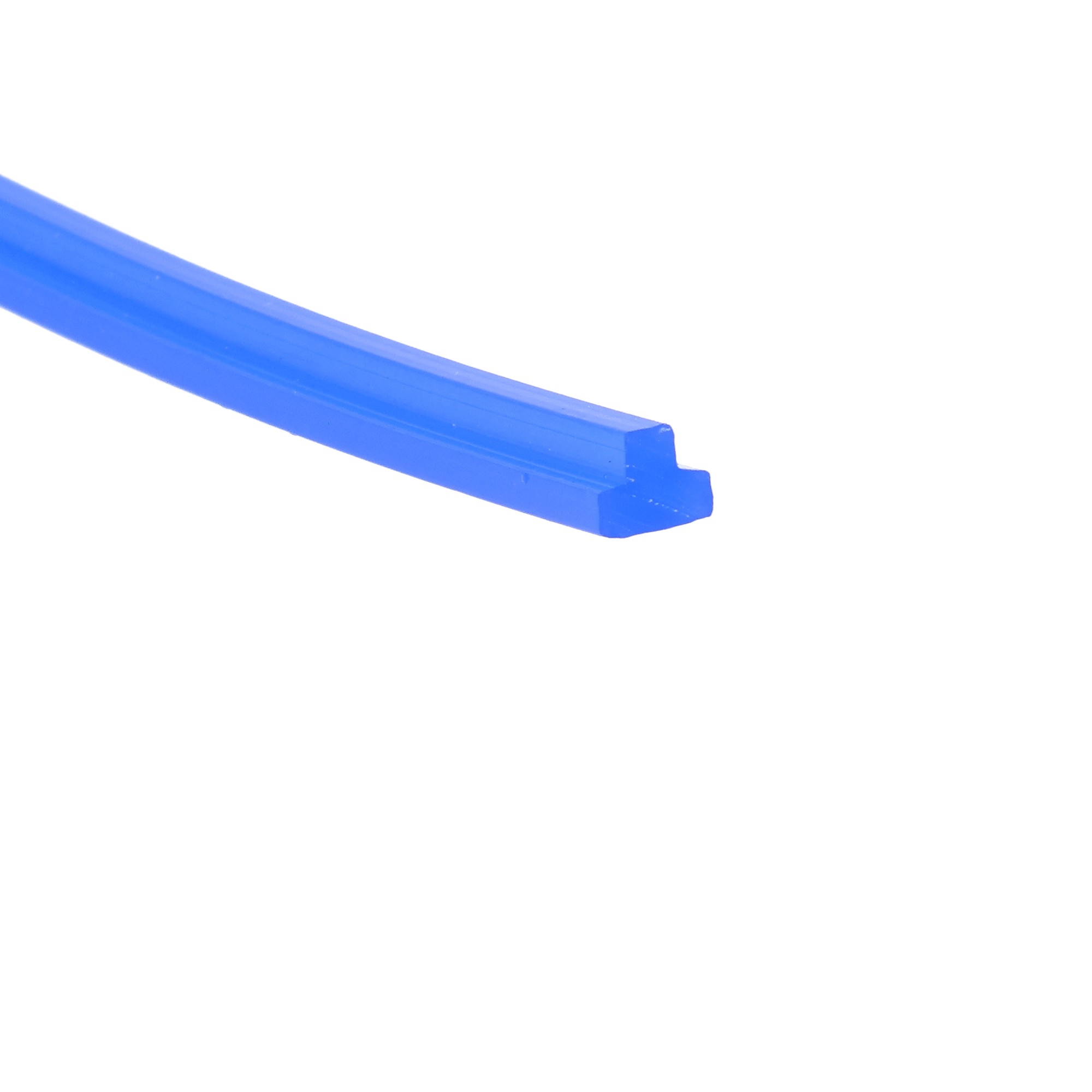 uszczelka-zgrzewarki-silikonowa-typ-t-25-x-4-x-55mm-niebieska-023525-2 - Centrum uszczelek Blue curved plastic strip diagonally across a white background.