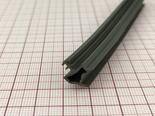 Uszczelka drzwi wewnętrznych z przylgą, brązowa 09-783-01 - obrazek 2