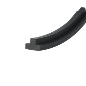Uszczelka gumowa guma lita typ T 5 x 5 x 15mm czarna 023155