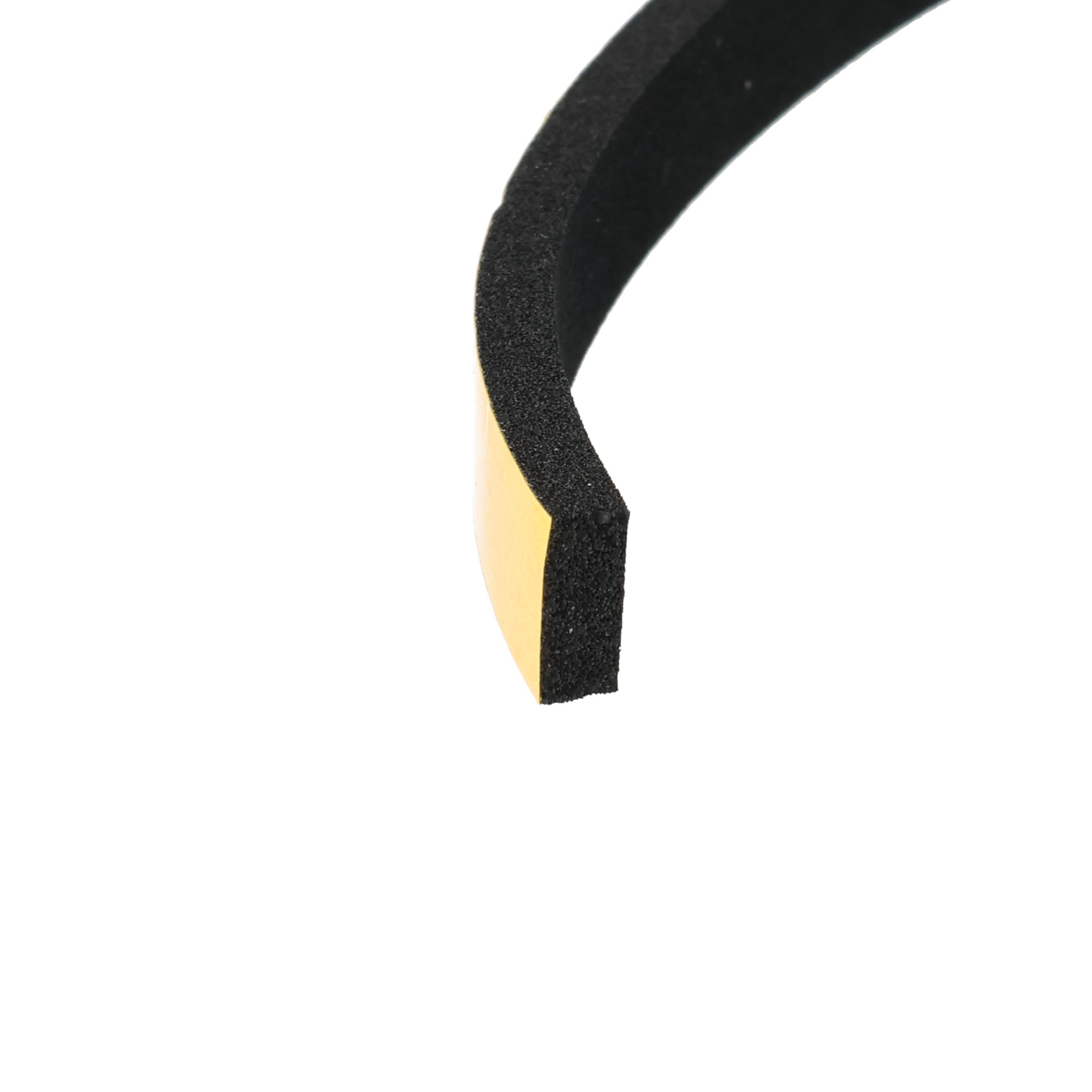 uszczelka-samoprzylepna-pianka-gumowa-4-x-10mm-rolka-10m-czarna-016614-3 - Centrum uszczelek