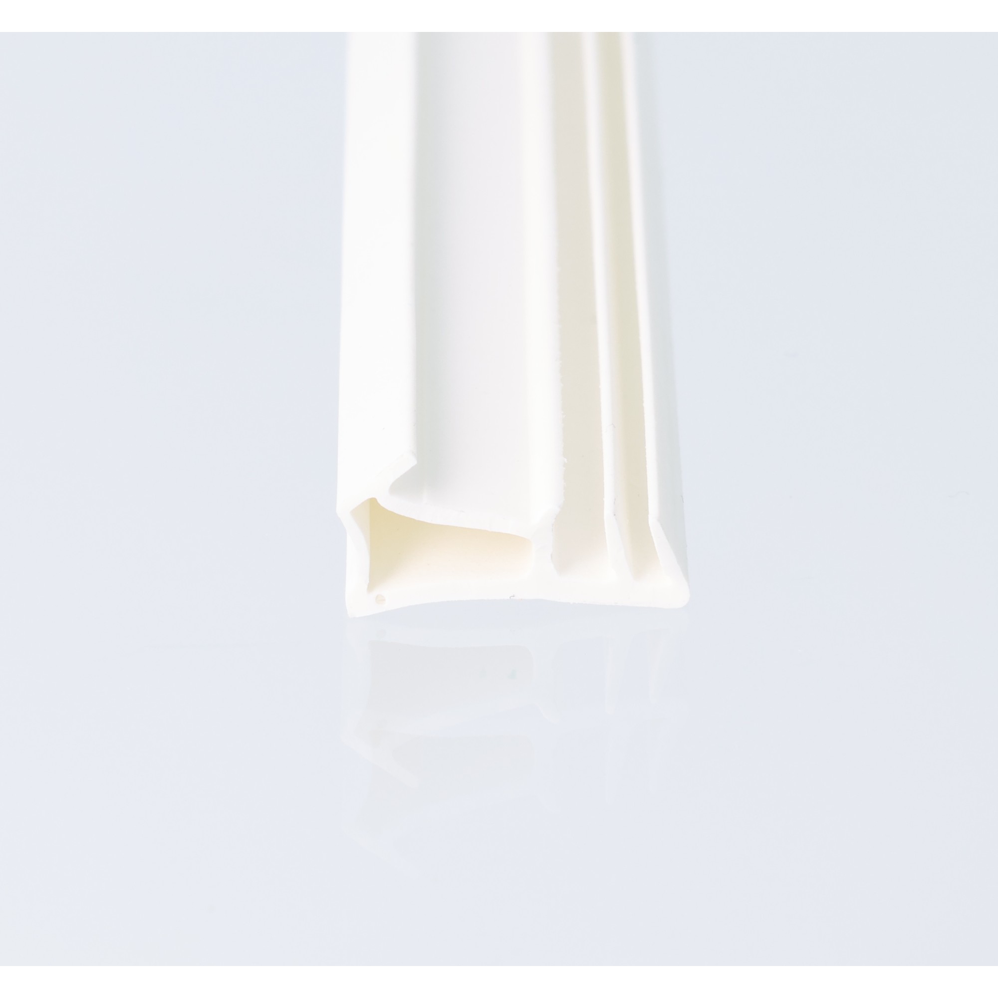 Uszczelka do drzwi przylgowa TPE biała - 82-715