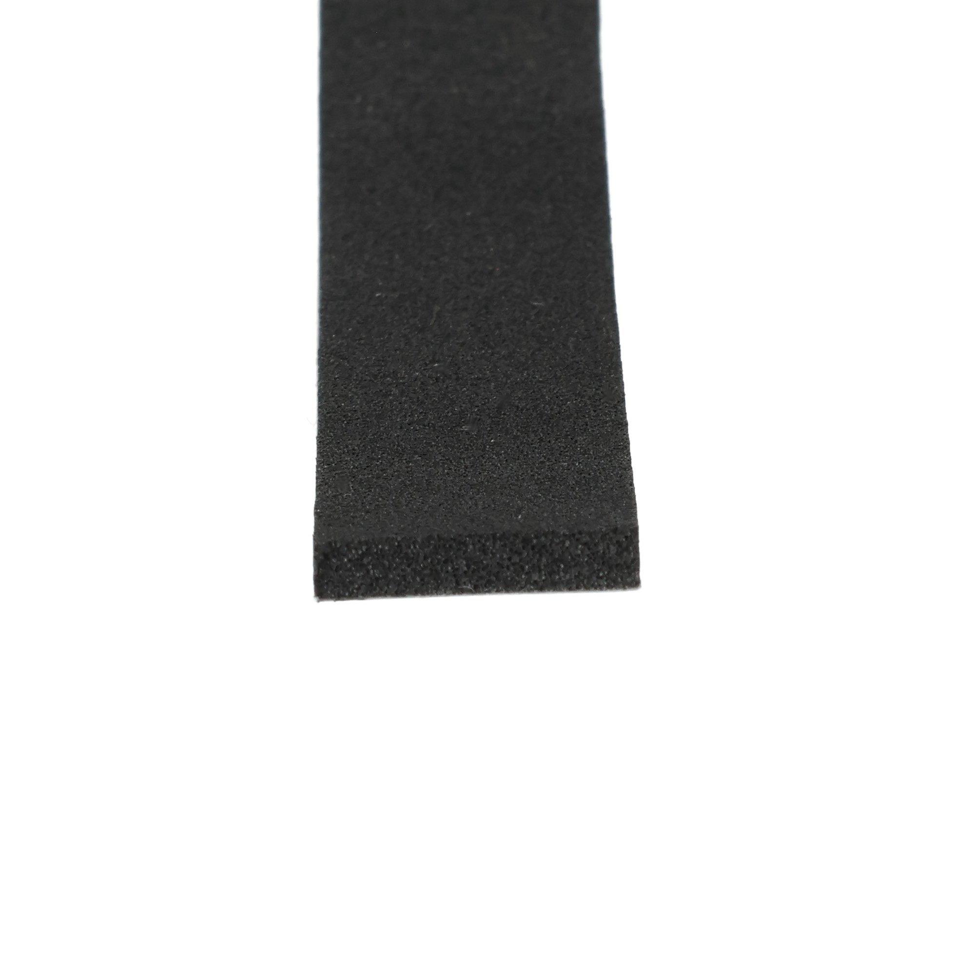 uszczelka-samoprzylepna-pianka-gumowa-5-x-15mm-rolka-10m-czarna-0620861-2 - Centrum uszczelek