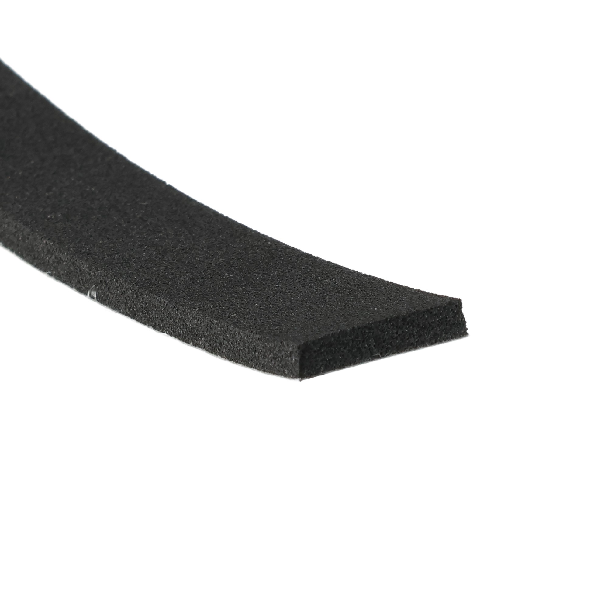 uszczelka-samoprzylepna-pianka-gumowa-5-x-15mm-rolka-10m-czarna-0620861-4 - Centrum uszczelek