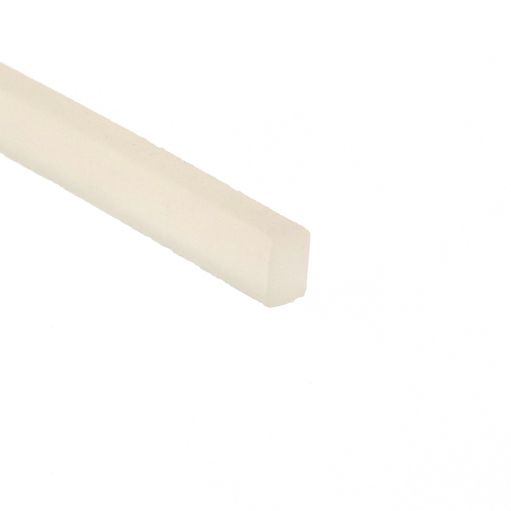 uszczelka-silikonowa-lita-bez-kleju-4-x-7mm-bezbarwna-023401-40-1 - Centrum uszczelek