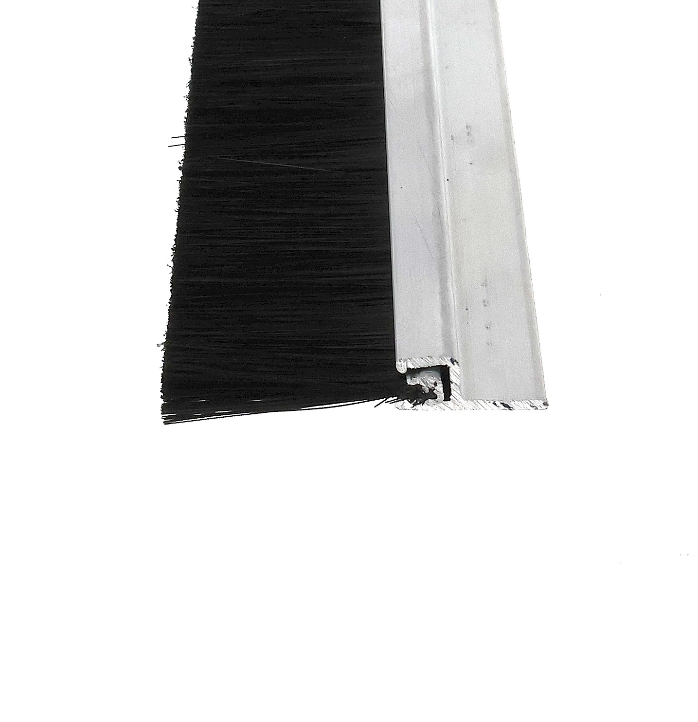 uszczelka-szczotkowa-na-profilu-aluminiowym-typu-h-150mm-l-10m-01-089-77-1 - Centrum uszczelek