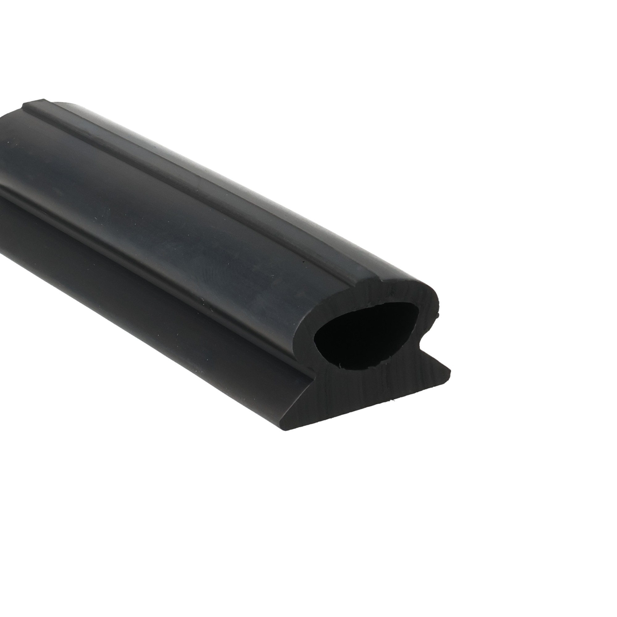 uszczelka-do-smieciarki-39-x-27-x-34mm-gumowa-czarna-032056-3 - Centrum uszczelek Close-up of a black cylindrical plastic piece with a hollow circular opening, tilted diagonally against a white background.